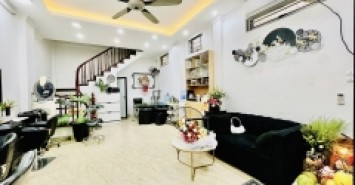 Đẹp nhất phố 8/3, 5m ra ô tô tránh, hai mặt thoáng, nở hậu, kinh doanh 43m 5 tầng ,mặt tiền 4.5m.