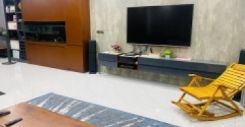Bán tòa căn hộ mặt phố Liên Trì, 9 tầng 1 hầm 90m2, 63 tỷ, 180tr/tháng