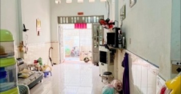 NGAY TÂN HOÀ ĐÔNG - BÌNH TÂN - GIÁP TÂN PHÚ - GẦN QUẬN 6 - NHÀ 2 TẦNG XINH XINH - 32M2 - 4x8M - SỔ NỞ HẬU 4.5M ĐẸP - NHỈNH 3 TỶ