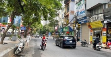 Nhà VIP mặt phố Nguyễn Tuân, Thanh Xuân, 72m2 x 7 tầng, vỉa hè đá bóng, kinh doanh