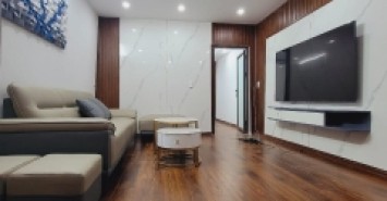 Tập thể Quỳnh Mai tầng 3, ô tô đỗ, 2 ngủ, full nội thất, 60m cực thoáng.