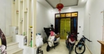 KHU PHÂN LÔ QUÂN ĐỘI HOÀNG VĂN THÁI - 1 NHÀ RA OTO TRÁNH - 4 TẦNG Ở LUÔN.