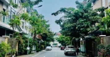 Hàng Xóm Thứ Trưởng, Liền Kề Vip Phố Trương Định, 95m x 5T. Giá 28 tỷ hơn