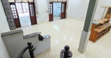 Bán nhà  đường Số 13, Long Bình, Q.9, TP HCM. DT 211m2, 3 tầng, SHR, giá 13.4 tỷ.
