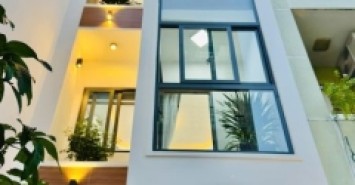 Đường  Lê Văn Sỹ Quận Phú Nhuận Phường 13.