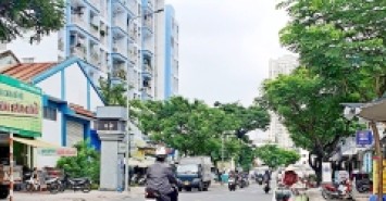 Mặt tiền Bến Bình Đông 4.5x20 chỉ 15 tỷ 7
