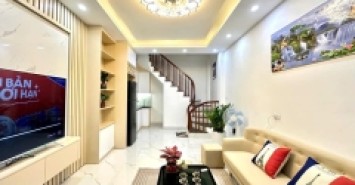 Bán Nhà Đại Từ-Hoàng Mai ,DT35m2 ,Giá Nhỉnh 6 Tỷ , Lô Góc Hai Mặt Thoáng ,Full Nội Thất 