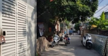 Bán nhà phố Gia Quất giá rẻ chỉ 2,9 Tỷ diện tích 40m2 ô tô đỗ cửa