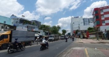 Ngay cầu Nguyễn Tri Phương, nhà 6 tầng ngang 4,5m chỉ 13 tỷ nhỉnh