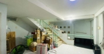 Bán nhà mặt phố Q.2, 116m², 3 tầng, 8.35  tỷ, sổ hồng
```