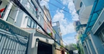 Nhà HXH Đường Nơ Trang Long Phường 7 Quận Bình Thạnh.