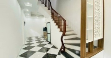 Siêu Hot Phố Phú Kiều,4 tầng, 35m2, giá 3.5 tỷ, Oto ,Kinh Doanh