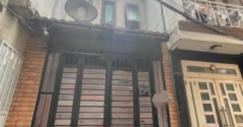 Nhà Đường Nguyễn Trọng Tuyển Phường 8 Quận Phú Nhuận Cũ.