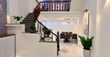 Siêu Hot Cầu Diễn,4 tầng, 34m2, giá 3.5 tỷ, Oto ,Kinh Doanh
