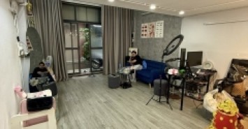 ♣ Nhà đường nhựa có lề sát Nguyễn Văn Linh, Ô tô đậu, Kinh doanh tốt, nhỉnh 6 tỷ