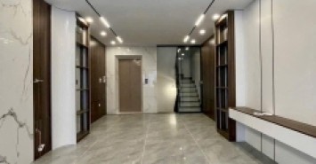 NHÀ ĐẸP ĐÓN TẾT XUÂN LA-THAMG MÁY -Ô TÔ-  KINH DOANH -  54M 5 TẦNG 15.6 TỶ