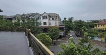 liền kề lô góc Thạch Bàn, 145m x 5 tầng, mặt tiền 22m, vỉa hè rộng, 2 mặt đường 13m