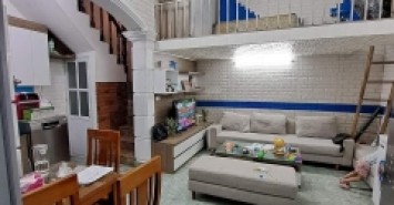 Giáp Bát - Hoàng Mai 41m2, ngõ nông, ô tô tránh cách 20m, giá nhỉnh 3.5 tỷ.