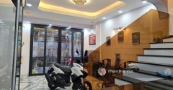 Vị trí đẹp bán gấp mặt tiền ngay Phan Đăng Lưu Quận Phú Nhuận 4 lầu 5PN 4WC giá 9,2 tỷ HĐT 25tr