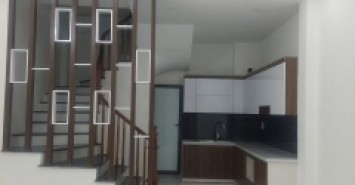 Bán nhà Minh Khai, 42m2 x 5tầng, Ô TÔ đỗ cửa, Kinh Doanh, giá 4.2 tỷ có thương lượng