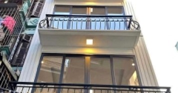 Bán nhà LÔ GÓC Văn Trì, Cực Hiếm, Otô đỗ cửa , 35m2, 5 tầng mới đẹp ở ngay chỉ 3.6 tỷ