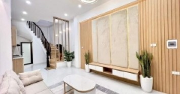 Bán Nhà Phú Minh, Oto 7 chỗ, View Quận Uỷ, 5 tầng x 30m2 Giá 3.2 tỷ