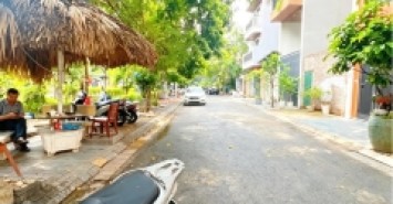 BÁN ĐẤT VIỆT HƯNG 60M2- MT 3.8m- Ô TÔ TRÁNH- MẶT CÔNG VIÊN- 1X Tỷ