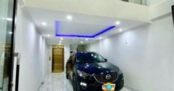 xe con đỗ cửa ngõ Ngày Đêm 42m2, 4,79 tỷ căn nhà Ngô Gia Tự, Thượng Thanh, Long Biên, Hà Nội
