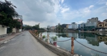 BÁN ĐẤT BÁT KHỐI, LONG BIÊN 76M2- MT 4.5m- MẶT HỒ, Ô TÔ TRÁNH- 12.2 Tỷ