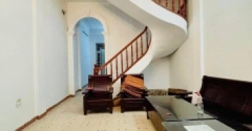 Nhà Cầu Giấy mặt ngõ phân lô ô tô tránh 57m 4 tầng lô đất vuông sau trước như 1 vị trí đẹp dễ thanh khoản chỉ nhỉnh 11 tỷ.