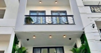 Bán nhà Phú Minh, 44m2 x 5tầng, Ô TÔ đỗ cửa, Kinh Doanh, giá 3.7 tỷ