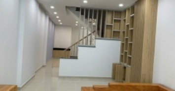 Bán nhà 84m² 4 tầng, 5PN, 4WC, Linh Trung, Thủ Đức - 8.2 tỷ
