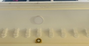 Bán gấp nhà phố Lạc Long Quân Ô tô đỗ cửa 32m 6Tg MT 4,2m Chỉ 5,4 tỷ.