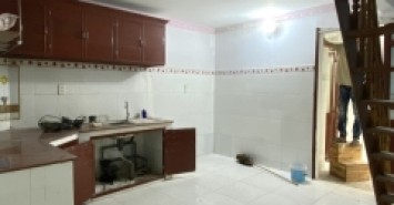 Bán nhà 2 tầng 3pn 57m2 gần siêu thị Cao Lỗ có dòng tiền cho thuê giá 4,5 tỷ tlcc