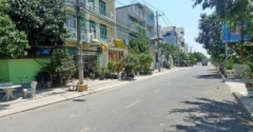 Mặt tiền kinh doanh Lê Bôi 6x20 4 tầng chỉ 10 tỷ 8