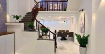 Siêu Hiếm Nhà Phú Diễn, Nhà Đẹp ở Ngay,  DT 64m2 x 4 tầng giá 4.5 tỷ