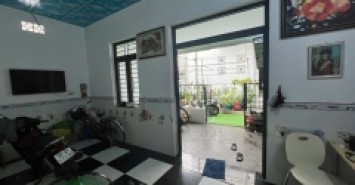 Bán nhà trong ngõ đường Đỗ Xuân Hợp, phường Phước Long B, Thủ Đức, TP HCM. DT 104m2, cấp 4.  giá 6,99 tỷ, sổ hồng.