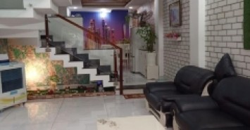 Bán nhà Bùi Công Trừng Phường Thạnh Xuân Q. 12, Khu VIP, giảm giá sâu 5.x tỷ