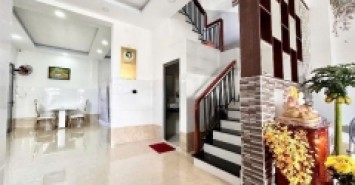 Nhà góc 2 mặt tiền Đào Sư Tích, 4 tầng, 6x13.5m, giá 6.55 tỷ