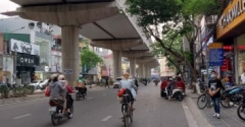 HIẾM! TRUNG TÂM CẦU GIẤY – 2 THOÁNG – BÁN ĐẤT TẶNG NHÀ, 4T X 45M2, NHỈNH 4 TỶ