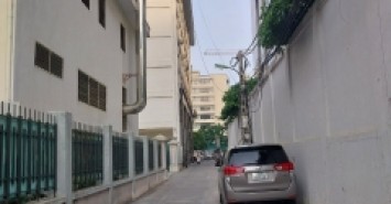 HIẾM ĐÊ LA THÀNH – NHÀ ĐẸP DÂN XÂY, Ô TÔ ĐỖ CỬA - 2 THOÁNG - TẶNG NỘI THẤT XỊN SÒ – 3T x 42M2, 5.5 TỶ