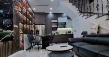 NHÀ ĐẸP 5 TẦNG CẦU GIẤY – 3 MẶT THOÁNG - NGÕ THÔNG – NỘI THẤT XỊN SÒ – 45M2, 7 TỶ