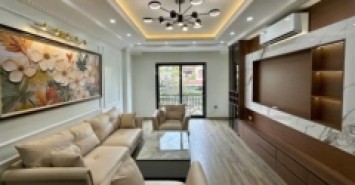 BÁN NHÀ ĐẸP 5 TẦNG DÂN XÂY, FULL NỘI THẤT, GẦN CẦU VƯỢT MAI DỊCH – CHỈ 7,95 TỶ ĐỒNG