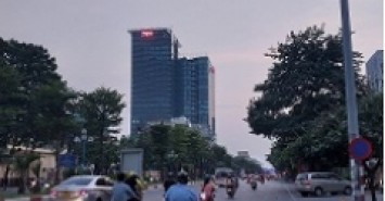 NHÀ HOÀNG QUỐC VIỆT – MẶT NGÕ THÔNG KD ĐỈNH, Ô TÔ – CHỦ TỰ XÂY 43M2, 6.3 TỶ