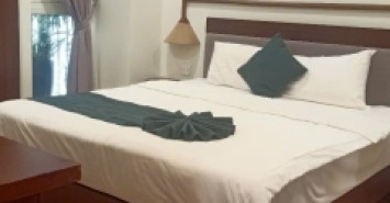 cực phẩm quang lãm 48m chỉ 12Đ - 6 tầng thang máy - nhà mới kingkong - ô tô tránh vào nhà