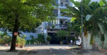 Bán nhà mặt tiền dự án Huy Hoàng, diện tích 8x20, 5 tầng, cách đường Tạ Hiện 100m, giá 50 tỷ.