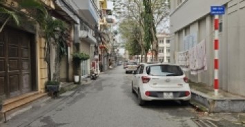 Bán đất Ngô Gia Tự - Long Biên Oto - Kinh Doanh- 2 thoáng -90M nhỉnh 8 tỷ ( Thương lượng)
