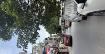 Bán đất Ngô Gia Tự- Kinh doanh Sầm Uất- Ô tô tránh- Ngõ cực Nông 70 m 14,x tỷ(TL)