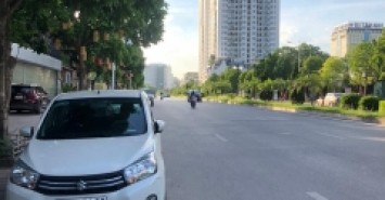 BÁN NHÀ BỒ ĐỀ NHÀ DÂN XÂY GRARA Ô TÔ 4 TẦNG 48M NGÕ THÔNG NHÀ SÁT GẦN PHỐ HỒNG TIẾN, GIÁ 6.X CÒN THƯƠNG LƯỢNG.