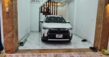 Nhà đẹp ở ngay, Ô tô vào nhà phố Thái Hà  DT 49m2, 4 tầng  chỉ 8.3 tỷ (Thương lượng)